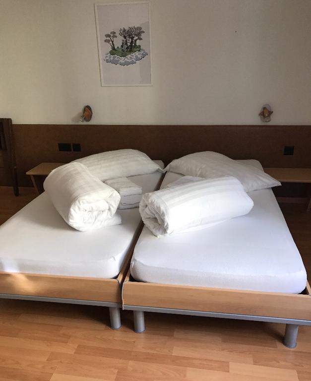 Hotel & Restaurant Stadthof Glarus Dış mekan fotoğraf