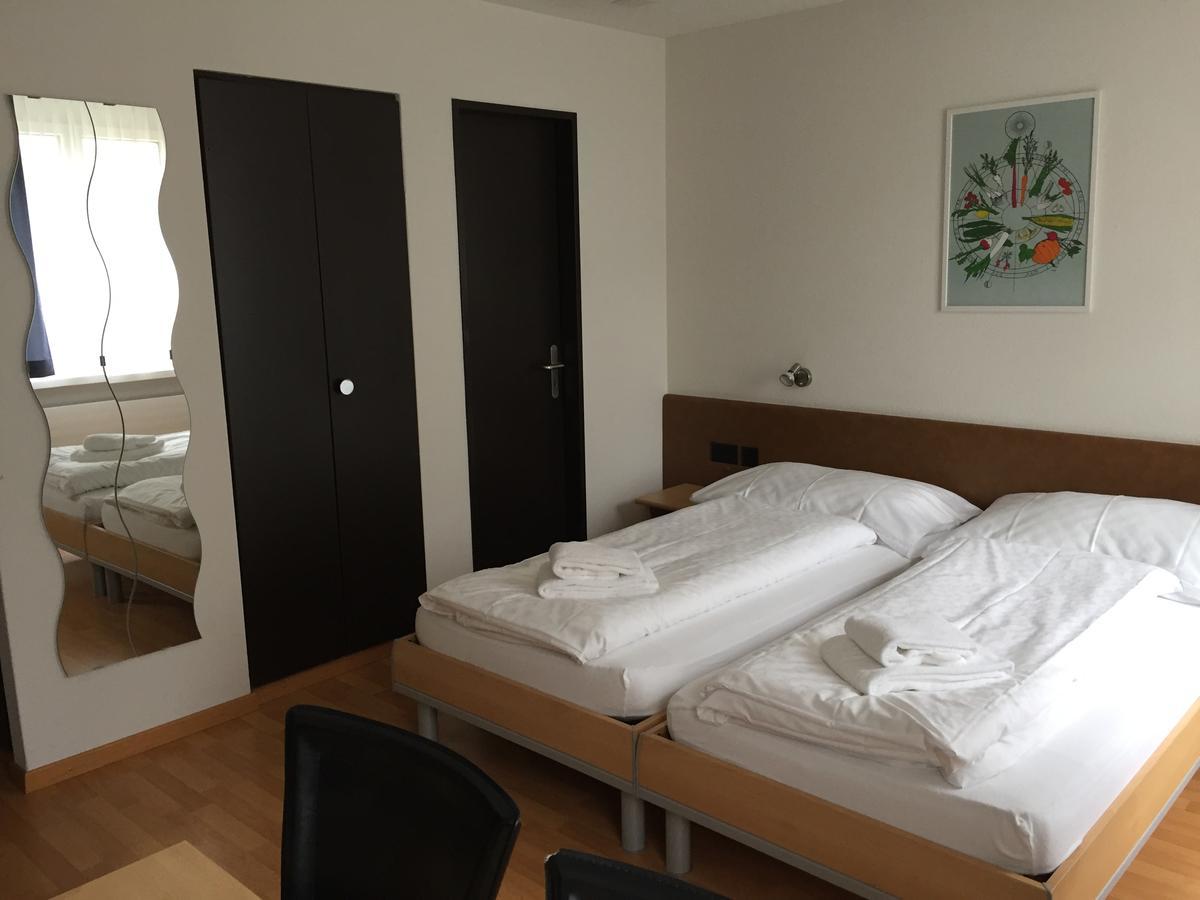 Hotel & Restaurant Stadthof Glarus Dış mekan fotoğraf