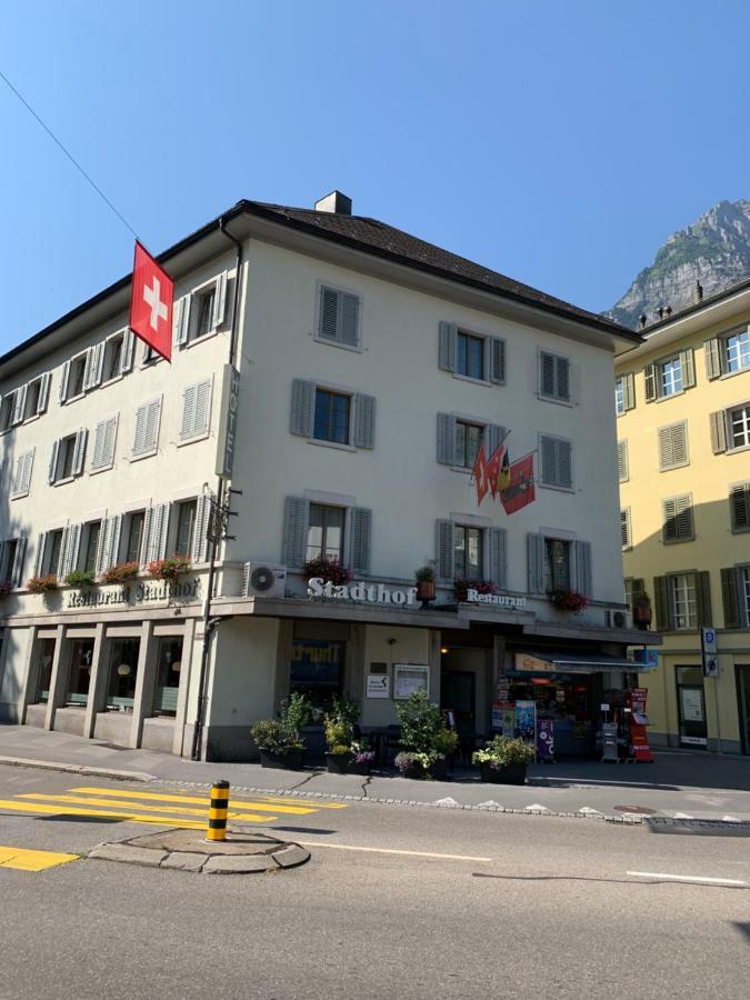 Hotel & Restaurant Stadthof Glarus Dış mekan fotoğraf